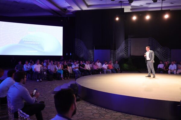 Ministro Villate resalta importancia de la innovación y la tecnología en el Exponential Paraguay Conference - .::Agencia IP::.