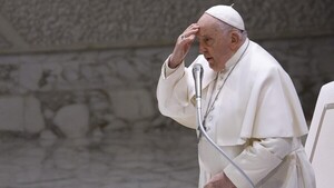 Papa Francisco insta a erradicar el encubrimiento "perverso" de todo tipo de abuso