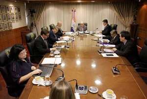 Ministra de la Corte Carolina Llanes no quiso sentar postura sobre celeridad en imputación de Mario Abdo - Nacionales - ABC Color