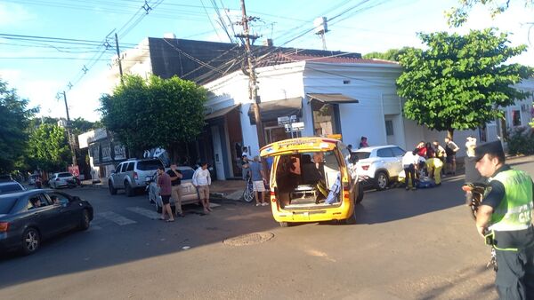 ACCIDENTE DE TRÁNSITO EN EL CENTRO DE VILLARRICA