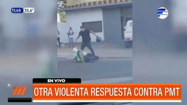 Conductor golpea brutalmente a agente de la PMT en Asunción | Telefuturo