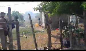 Incendio consume varias viviendas en el Bañado Sur - ADN Digital