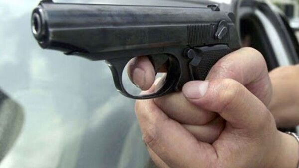 Un asaltante armado toma al menos 15 rehenes en un autobús en Río de Janeiro