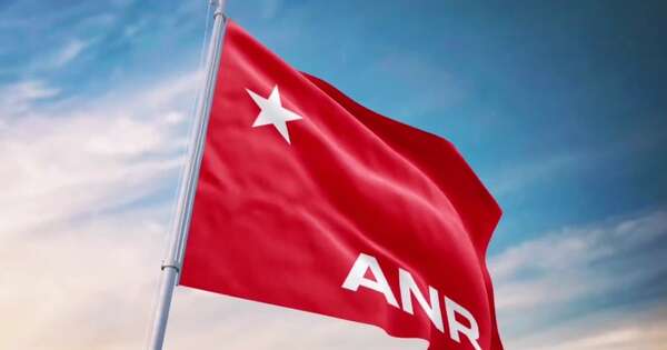 La Nación / La ANR presenta nueva identidad inspirada en la bandera que refleja su fuerza y unidad