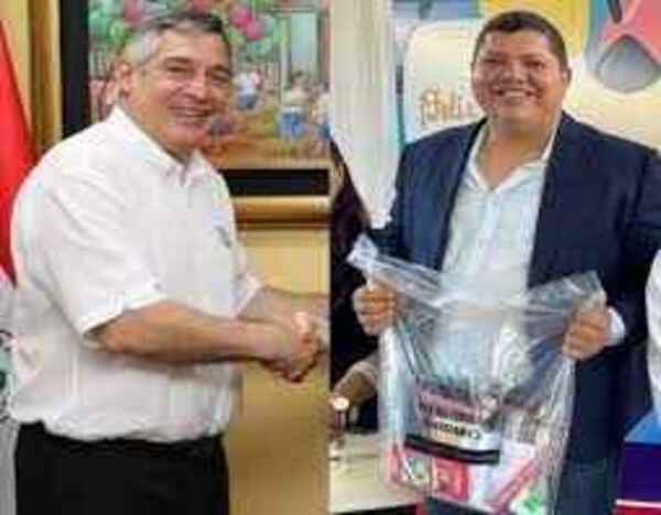 Ministro del MEC habla de suprimir el desayuno escolar y destaca el “ayuno intermitente”