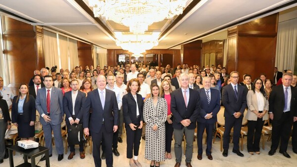 Seguridad social es insuficiente y desigual en el país, dicen expertos
