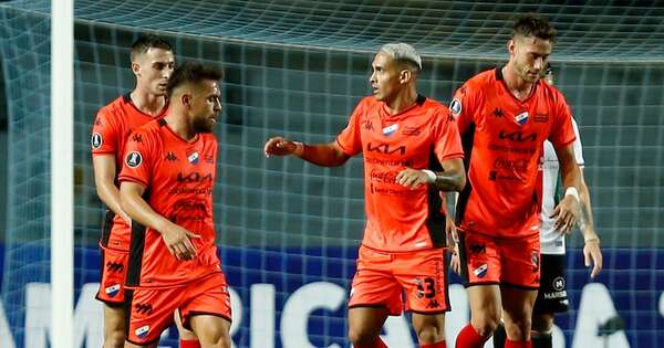 La Nación / Dolorosa eliminación