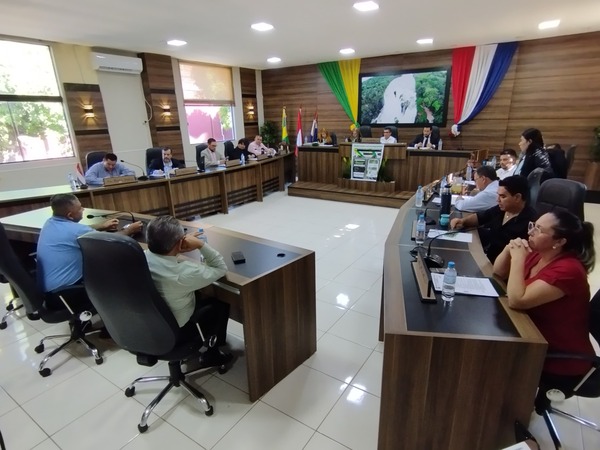 Almuerzo escolar proveído por Copacabana no alcanza a todos los niños en Península - La Clave