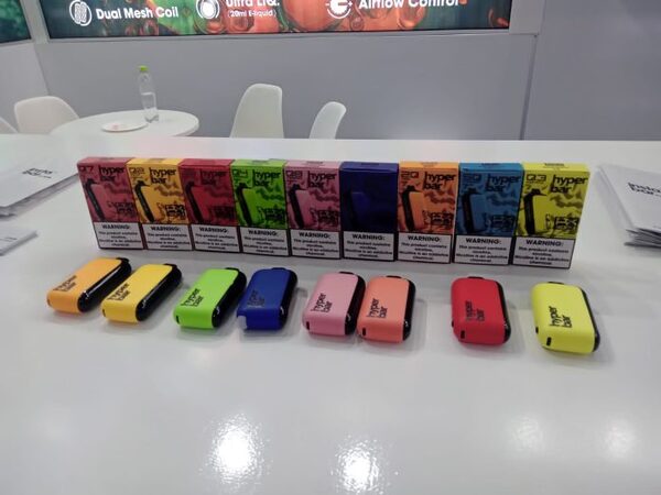 CDE: Dinavisa constató irregularidades en festival mundial de vapeadores - La Clave