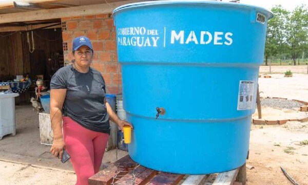 Comunidades reciben tanques para paliar la falta de agua en el Chaco – Prensa 5