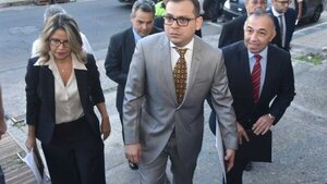 Abogados de Mario Abdo y de otros imputados acuden a la Fiscalía y hablan de “hechos ficticios”