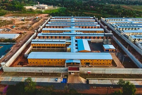 Nueva penitenciaría de Emboscada es nombrada en homenaje a suboficial caído durante Veneratio - .::Agencia IP::.