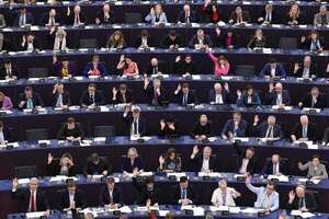 Europa aprueba ley que protege en todas sus formas las fuentes periodísticas - Mundo - ABC Color