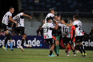 Versus / La picante dedicatoria de Palestino a Nacional