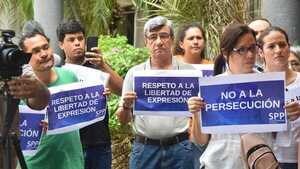 Periodistas se manifiestan contra ataques a la libertad de expresión: “No tenemos miedo”