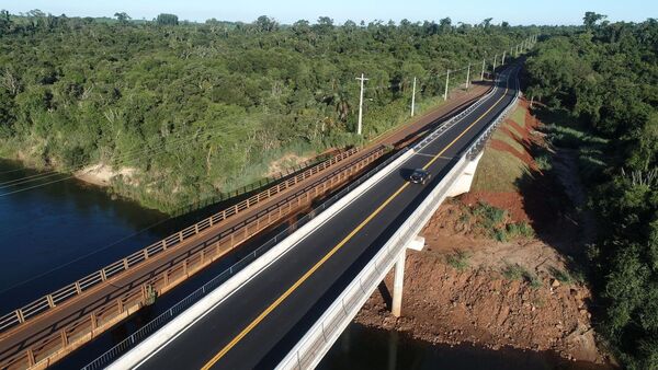 Habilitan nuevo puente interdepartamental entre Caaguazú y Alto Paraná - .::Agencia IP::.