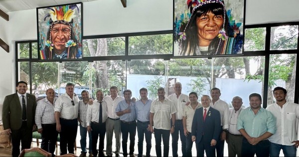 Marito reaparece junto a dirigentes de Fuerza Republicana en un mensaje dirigido al cartismo