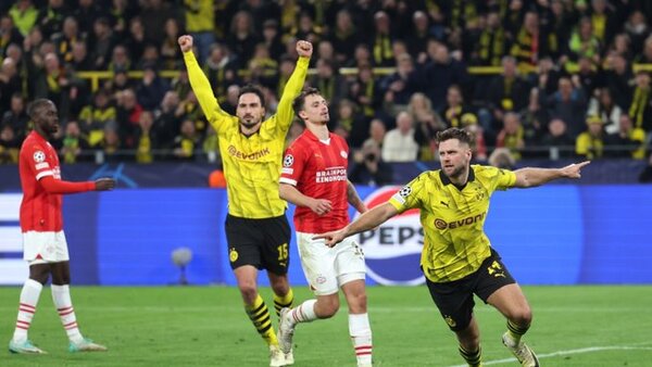 Sancho y Reus ponen al Dortmund en cuartos de final de Champions