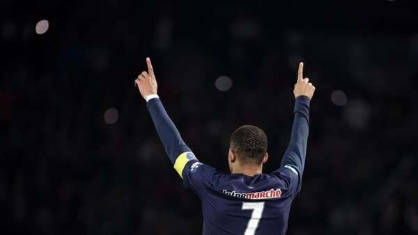 Mbappé se abona a la Copa y el PSG alcanza las semifinales