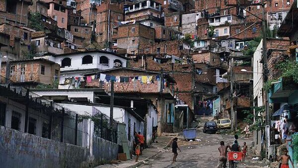 Informe de Desarrollo Humano 2024: América Latina aún no remonta los impactos de la pandemia
