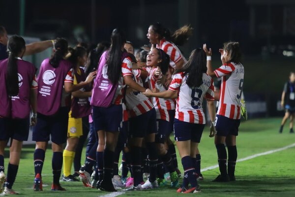 Albirroja femenina sub 17 debuta ganando en Sudamericano - .::Agencia IP::.