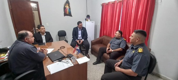 Caminera y Policía Municipal acuerdan trabajo conjunto para control en el puente Héroes del Chaco