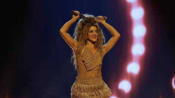 ¡Te contamos cuánto cobra Shakira por un show privé!