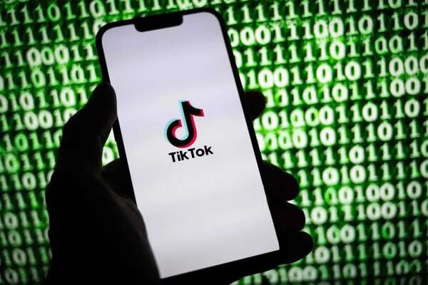 Italia multa a TikTok con 10 millones de euros por el reto de “la cicatriz francesa” - Tecnología - ABC Color