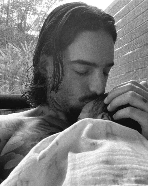 Maluma disfruta ser padre: “Es lo más especial y mágico” - Gente - ABC Color