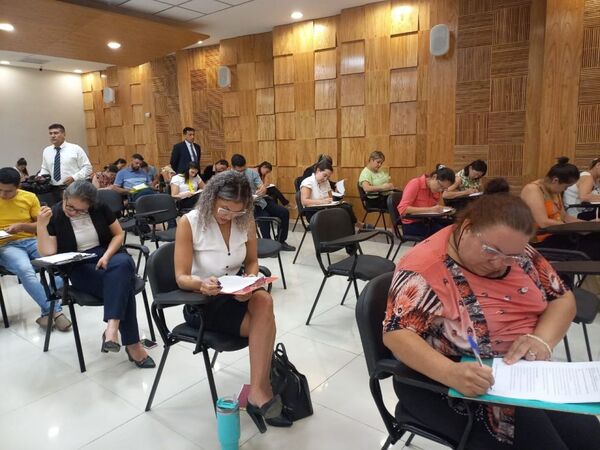 Iniciaron las evaluaciones de conocimientos para vacancias en Guairá
