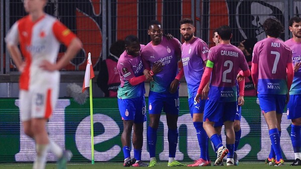 Milan avanza sin apremios a los cuartos de la Europa League