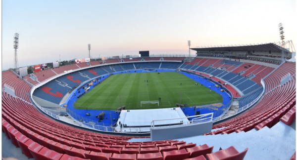 Equipo técnico de la FIFA acompañados de gente de la APF visitaron la Nueva Olla