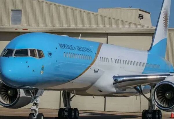 Demandan a Argentina en EEUU por impago de combustible usado por el avión presidencial