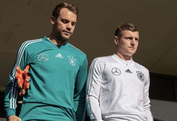 Kroos y Neuer vuelven a una selección alemana con numerosos cambios
