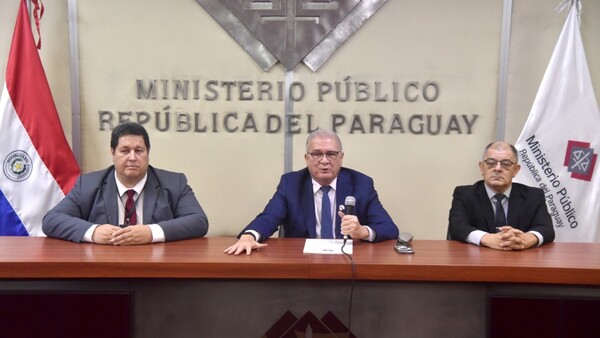 Sacan a fiscales, pero no abren causa por los chats de Cantero