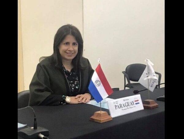 Especialista en Derechos Humanos alerta sobre la ‘dictadura encubierta’ en el sistema judicial · Radio Monumental 1080 AM