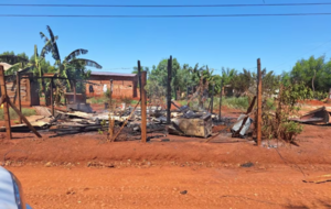 No aceptó la ruptura e incendió la casa de su expareja por despecho