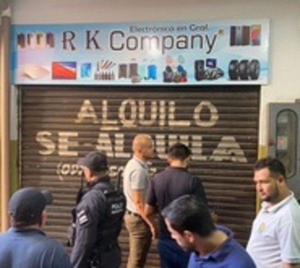 CDE: cierran comercios por asalto y estafa en perjuicio de turistas - Paraguay.com