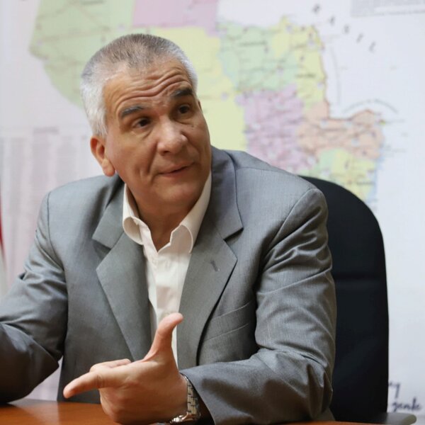 José Espinosa renunció como viceministro de Obras - trece