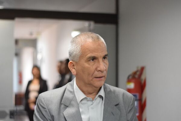 Viceministro de Obras presentó renuncia al cargo - Unicanal