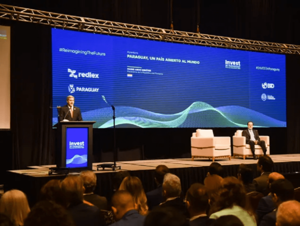 Llaman a fortalecer instituciones para que Paraguay alcance el grado de inversión · Radio Monumental 1080 AM