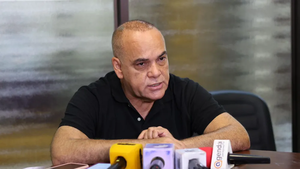 Bachi Núñez, a favor del desafuero de Mario Abdo: “No podemos bloquear investigación” - Noticiero Paraguay