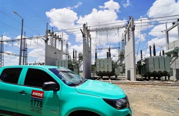 ANDE propone ajuste de tarifas para mejorar servicio eléctrico