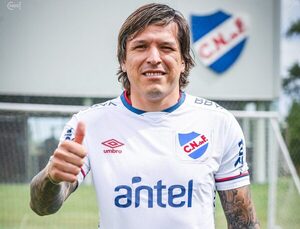 Federico Santander habló sobre su adaptación al fútbol uruguayo y aclaró algunas cuestiones · Radio Monumental 1080 AM