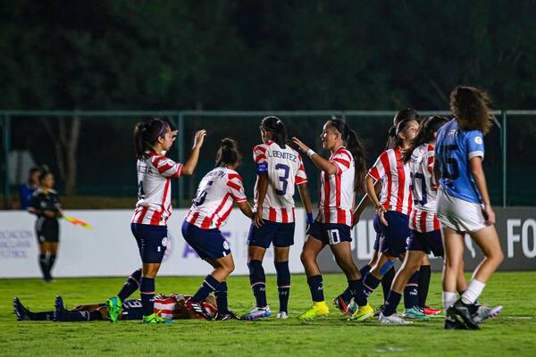 Esteñas son titulares en debut triunfal de la Albirroja Sub 17 - La Clave