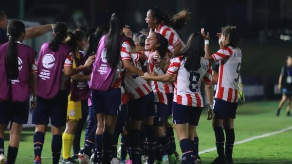 Las chicas van por la segunda victoria