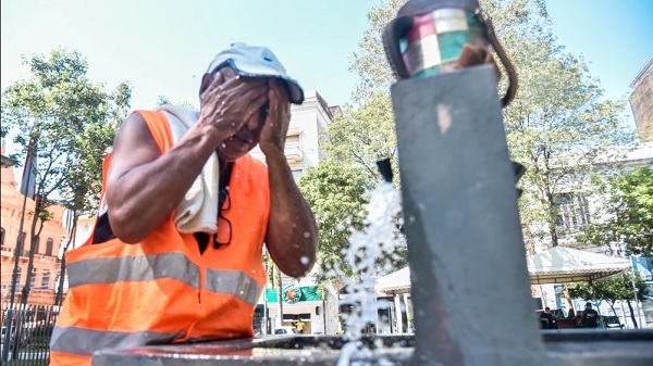 Asunción sufre ola de calor extrema con sensación de 50°C