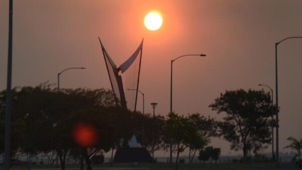 Asunción en peligro extremo por sensación térmica de 50°C