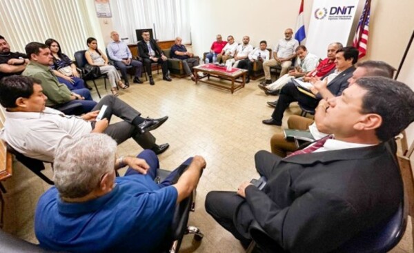 Implementan trámites aduaneros en el horario de la mañana en CDE