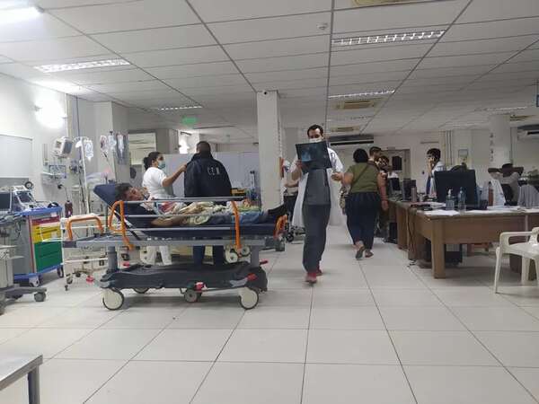 Hospital de Trauma: fracturados esperan por cirugías durante más de dos meses y prevén “maratón de cirugías” para paliar - Nacionales - ABC Color